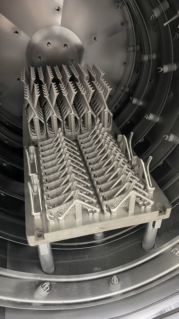 детали в печи