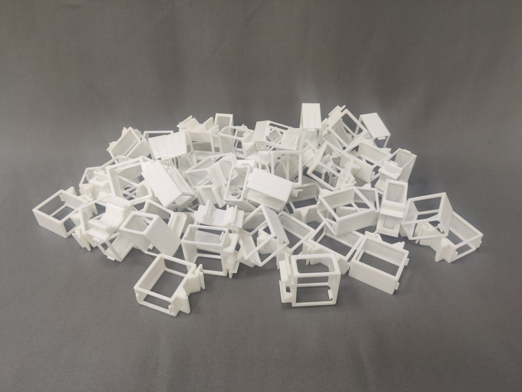 партия деталей на sla