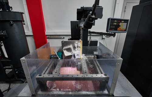 срезание деталей с платформы